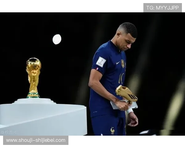 世界杯金靴获奖者揭秘：历届金靴得主的精彩表现与背后故事